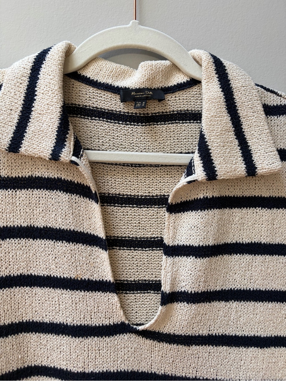 Like new Massimo Dutti Cream and Black Striped V-Neck Knit Polo Sweater